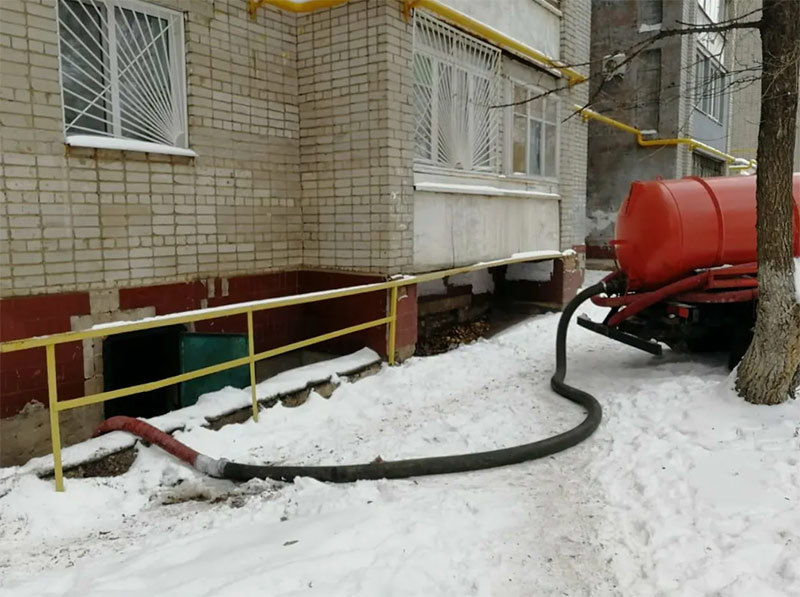 Откачка воды из подвала  Дубна